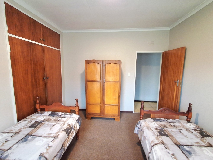 4 Bedroom Property for Sale in Vaalpark Free State